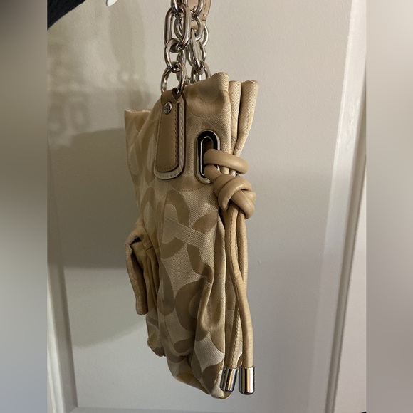 Coach Kristine Signature Handbag - Gently Used - Great Condition Large -… - Picture 6 of 11